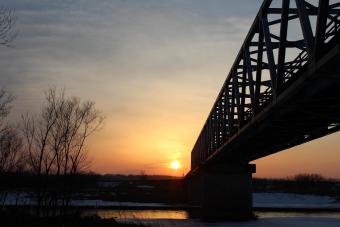 川合大橋に沈む夕陽